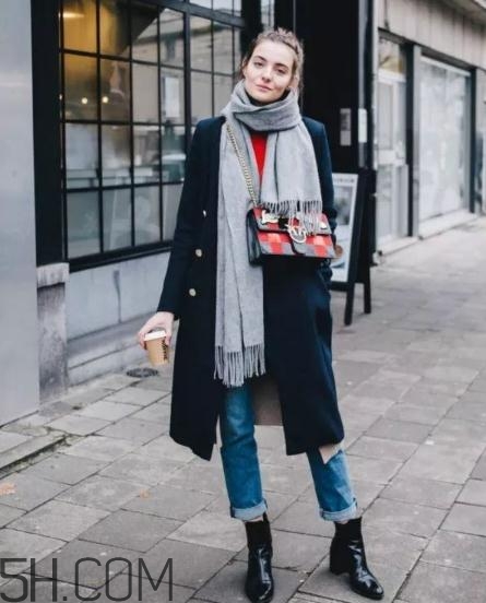 毛呢大衣搭配什么鞋子？毛呢大衣搭配鞋子圖片