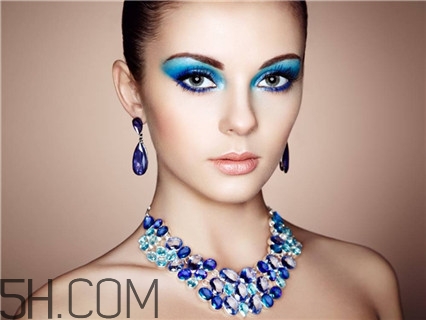 烤瓷牙會變黑嗎？烤瓷牙會變色嗎？