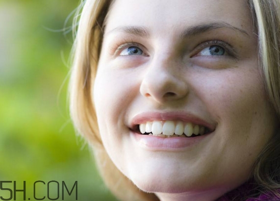 云南白藥牙膏為什么這么貴？云南白藥牙膏含氟多嗎？