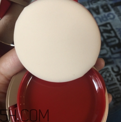 悅詩風(fēng)吟石榴氣墊怎么用？悅詩風(fēng)吟石榴氣墊用法