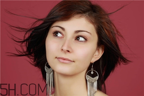 烤瓷牙多大可以做？烤瓷牙多少年要換？