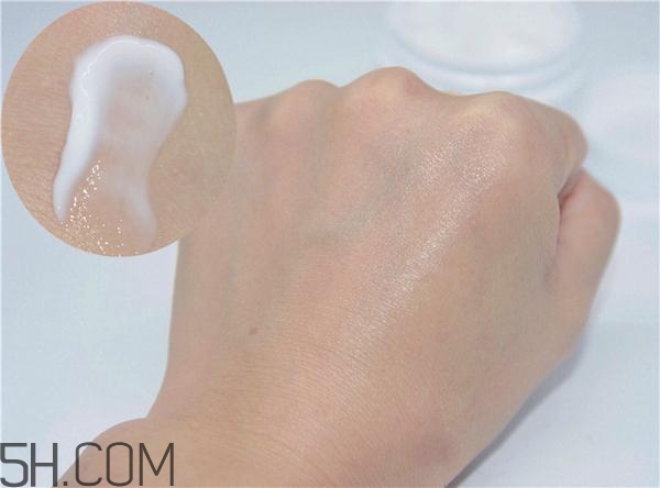 護(hù)手霜保質(zhì)期一般多久 護(hù)手霜保質(zhì)期多久 護(hù)手霜保質(zhì)期一般多久 護(hù)手霜保質(zhì)期多久