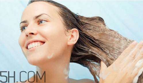 護發(fā)素和精華素哪個好？護發(fā)素和精華素的區(qū)別