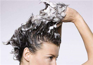 護發(fā)素停留越久越好嗎？護發(fā)素里面有硅油嗎？