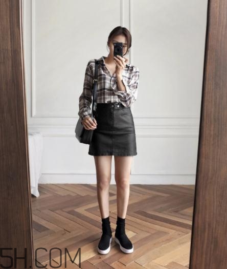 皮裙有味道怎么去除？皮裙有味道可以洗嗎？