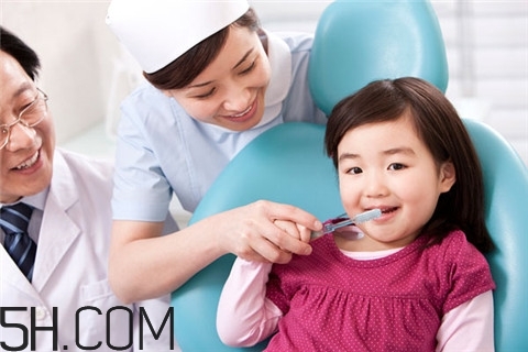 胃潰瘍會(huì)吐血嗎？胃潰瘍會(huì)疼嗎？