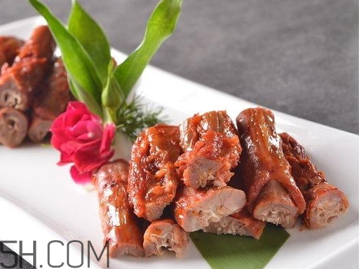 絕味鴨脖加盟費多少？絕味鴨脖是統(tǒng)一配貨嗎