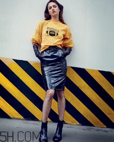 皮裙搭配什么鞋子好看？皮裙搭配鞋子圖片