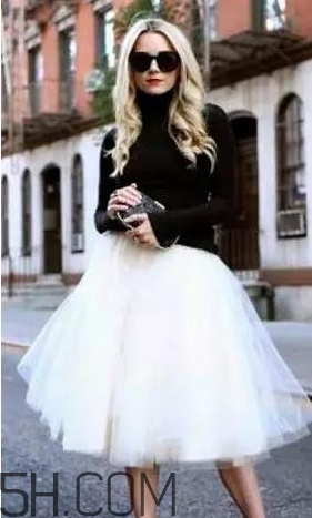 保暖內(nèi)衣可以外穿嗎？保暖內(nèi)衣外穿潮流搭配