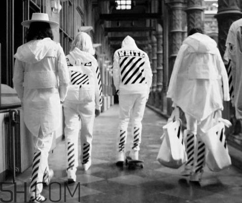 colette與off white聯(lián)名限量衛(wèi)衣多少錢(qián)_在哪買(mǎi)？