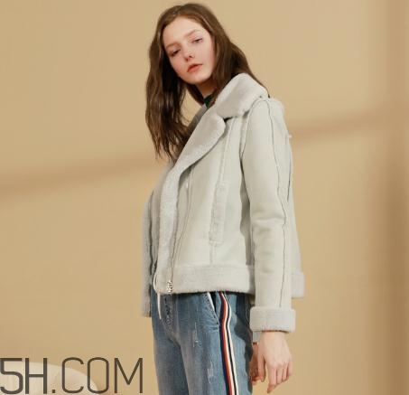 皮毛一體掉毛怎么辦？皮毛一體的衣服怎么清洗？