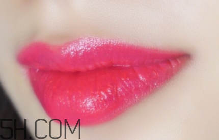 蘭蔻菁純絲絨唇釉362 373色號(hào)_試色圖 蘭蔻菁純絲絨唇釉362 373色號(hào)_試色圖