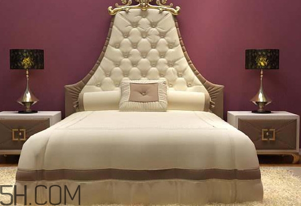 睡覺是硬床好還是軟床好？睡什么床最好？