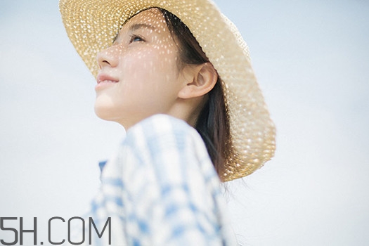 洗發(fā)水過敏的癥狀是什么？頭發(fā)毛躁怎么變得柔順光滑？