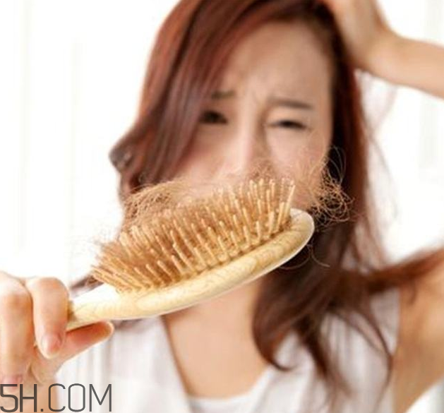 洗發(fā)水是酸性好還是堿性好？防止脫發(fā)的方法