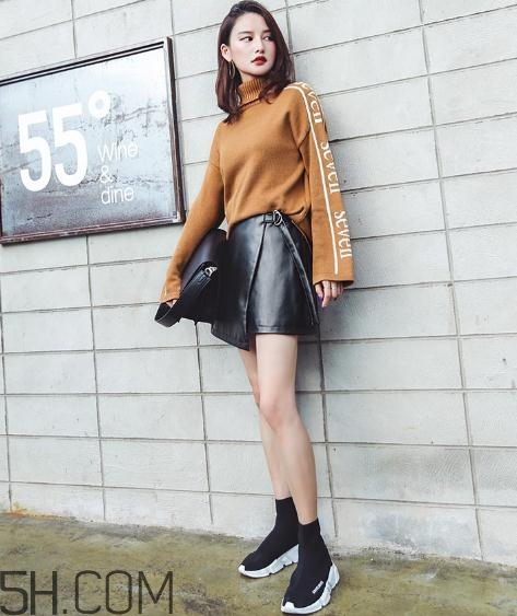 皮裙可以用掛燙機(jī)燙嗎？皮裙怎么熨燙？