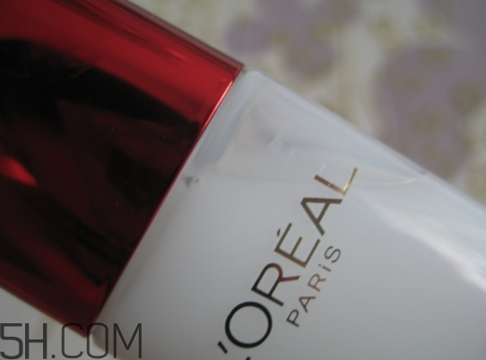 歐萊雅復(fù)顏清乳柔膚水適合年齡_適合膚質(zhì) 歐萊雅復(fù)顏清乳柔膚水適合年齡_適合膚質(zhì)