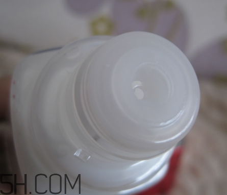 歐萊雅復(fù)顏清乳柔膚水適合年齡_適合膚質(zhì) 歐萊雅復(fù)顏清乳柔膚水適合年齡_適合膚質(zhì)