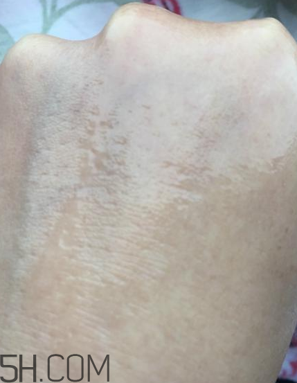 歐萊雅復(fù)顏清乳柔膚水適合年齡_適合膚質(zhì) 歐萊雅復(fù)顏清乳柔膚水適合年齡_適合膚質(zhì)