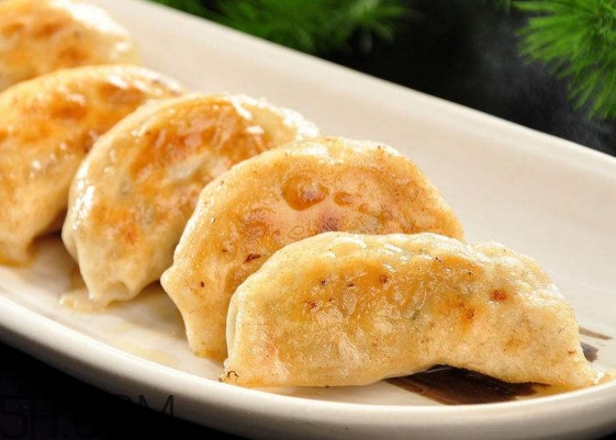 怎么用速凍餃子做煎餃？沒有平底鍋怎么做煎餃