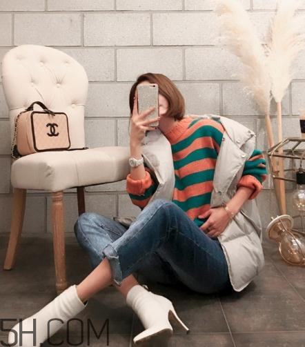 羽絨馬甲怎么搭配好看？羽絨馬甲搭配圖片