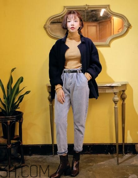 駝色內(nèi)搭配什么外套？駝色內(nèi)搭怎么搭配外套？