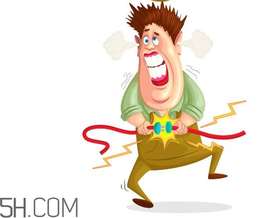 人穿著塑料拖鞋會觸電嗎？220V家用電觸電能使人致殘致死嗎