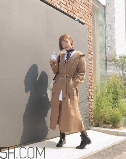 駝色大衣里面搭配什么？駝色大衣內(nèi)搭什么顏色好看？