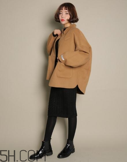 駝色大衣里面搭配什么？駝色大衣內(nèi)搭什么顏色好看？