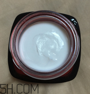 歐萊雅復(fù)顏抗皺緊致晚霜多少錢_專柜價(jià)格