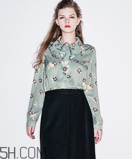 曼婭奴屬于幾線牌子？曼婭奴的衣服什么檔次？