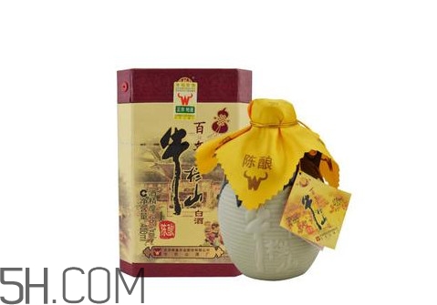 紅星二鍋頭還是牛欄山二鍋頭好？牛欄山二鍋頭酒多少錢一瓶