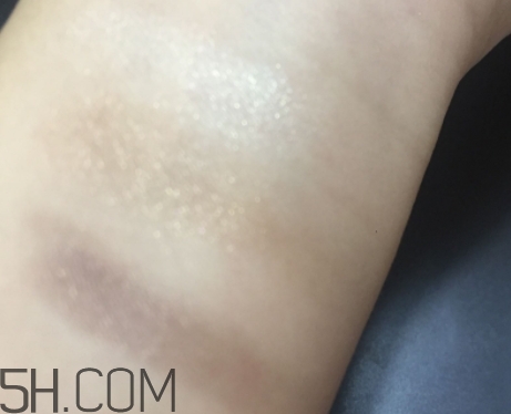 眼影可以帶上飛機(jī)嗎？眼影可以托運(yùn)嗎？