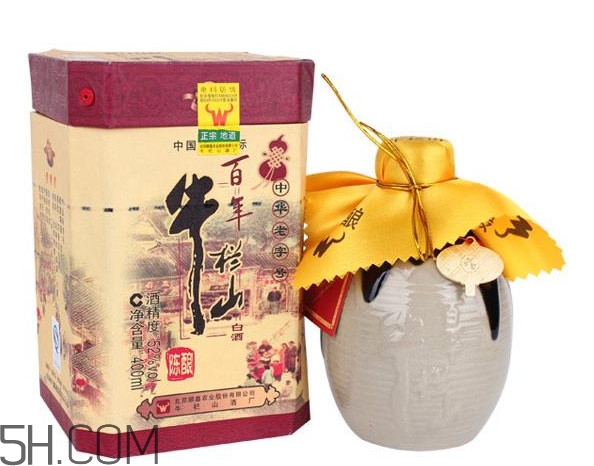 牛欄山二鍋頭是勾兌的嗎？百年牛欄山52度價(jià)格