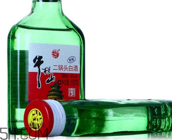 牛欄山二鍋頭是勾兌的嗎？百年牛欄山52度價(jià)格