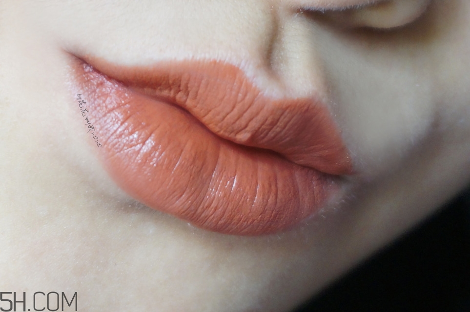 雅邦紅管口紅多少錢(qián)_雅邦紅管口紅專柜價(jià)格