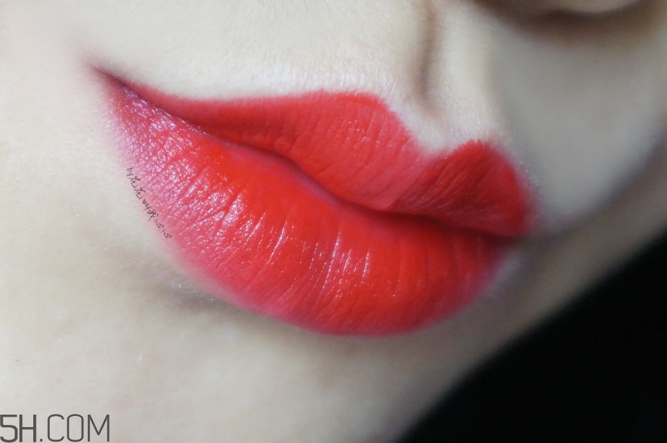 雅邦紅管口紅多少錢(qián)_雅邦紅管口紅專柜價(jià)格