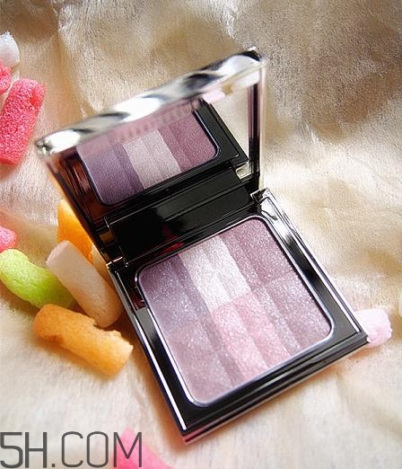 bobbi brown明星產(chǎn)品有哪些？bobbi brown膠囊氣墊好用嗎？