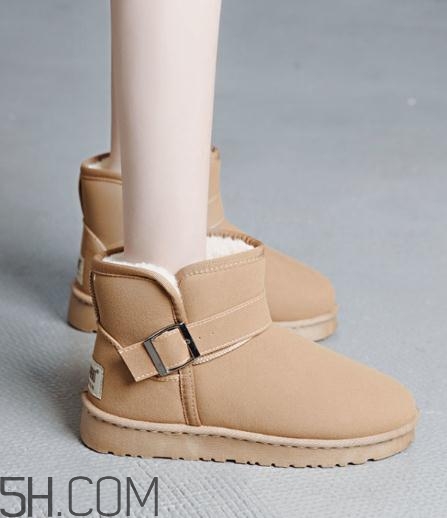 雪地靴買(mǎi)什么顏色好看？雪地靴什么顏色百搭？