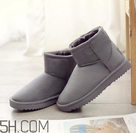 雪地靴買(mǎi)什么顏色好看？雪地靴什么顏色百搭？