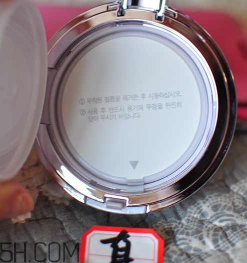 hera氣墊bb霜真假怎么辨別_赫妍氣墊bb霜真假對(duì)比圖 hera氣墊bb霜真假怎么辨別_赫妍氣墊bb霜真假對(duì)比圖