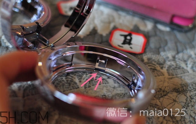 hera氣墊bb霜真假怎么辨別_赫妍氣墊bb霜真假對(duì)比圖 hera氣墊bb霜真假怎么辨別_赫妍氣墊bb霜真假對(duì)比圖