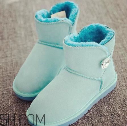 雪地靴褪色了怎么辦？雪地靴掉色了怎么辦？