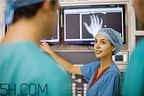 脂肪肝和乙肝哪個(gè)嚴(yán)重？脂肪肝和肥胖有關(guān)系嗎？