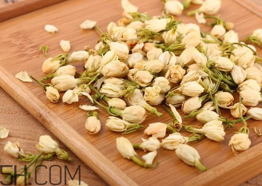 如何選購茉莉花茶？茉莉花茶與綠茶的區(qū)別