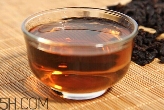 天氣干燥煲什么湯喝最好？氣候干燥喝什么茶好