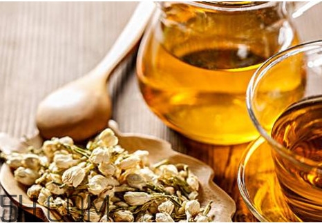 茉莉花茶是帶花的好還是不帶花的好？哪里的茉莉花茶最好