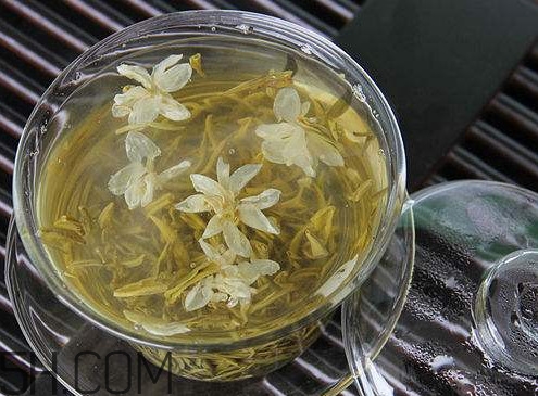 茉莉花茶是帶花的好還是不帶花的好？哪里的茉莉花茶最好