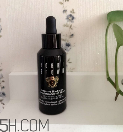 芭比波朗重蟲草粉底液色號 bobbi brown蟲草粉底液評測 芭比波朗重蟲草粉底液色號 bobbi brown蟲草粉底液評測