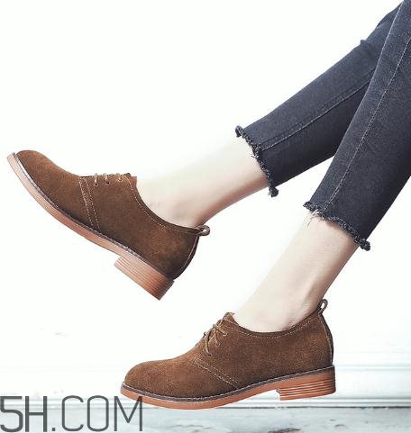 翻毛皮鞋弄上油怎么辦？翻毛皮鞋上的油漬怎么清洗？